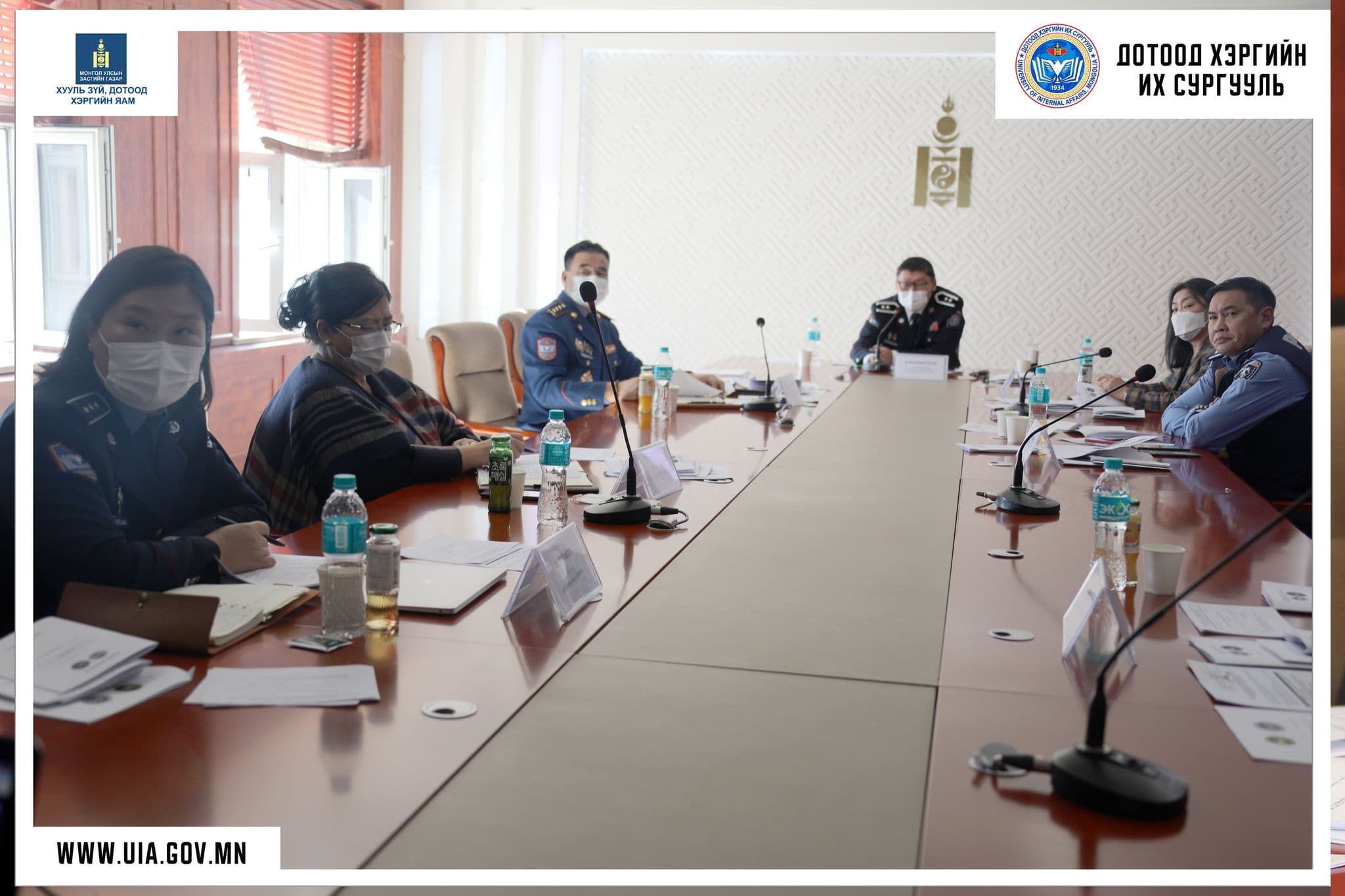 Эдийн засаг, аюулгүй байдлын 12 магистр төгслөө